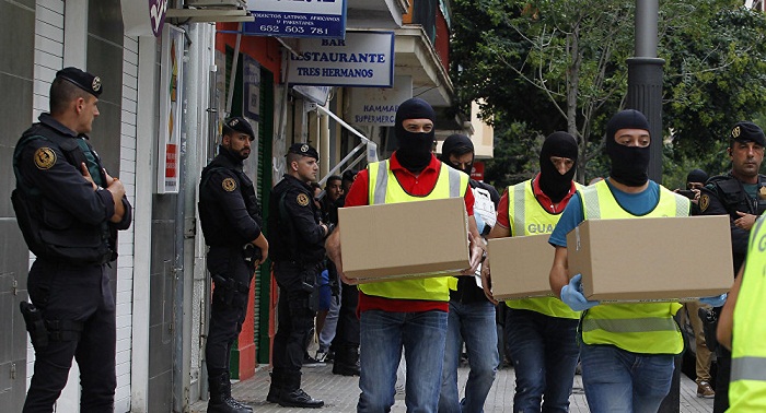 Espagne: la police saisit 20.000 uniformes militaires destinés aux djihadistes